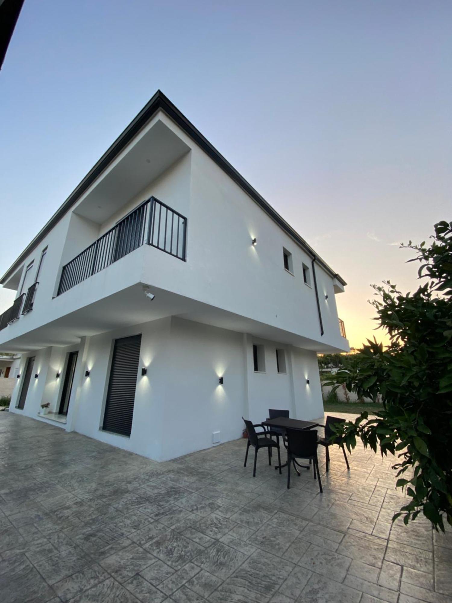 Villa Papa-Berat Zewnętrze zdjęcie